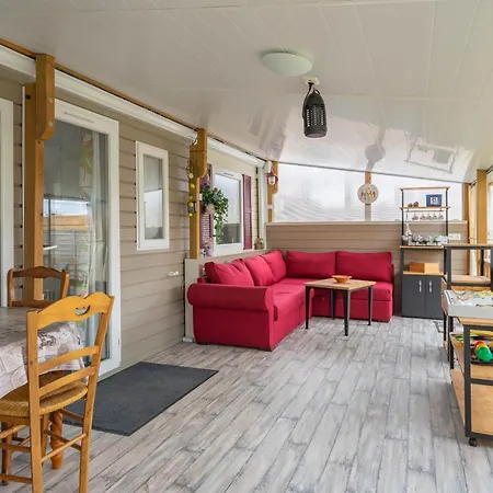 Mobil-home Proche Royan-oleron Tatil Evi